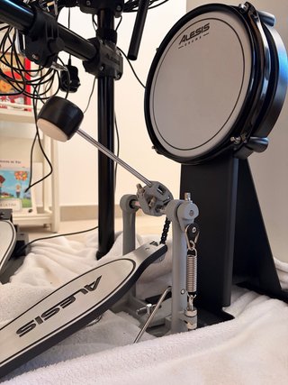 Batería Electrónica Alesis Nitro Pro XL