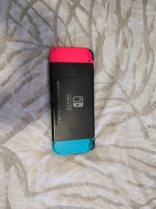 Nintendo Switch Azul y Rojo