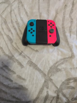 Nintendo Switch Azul y Rojo
