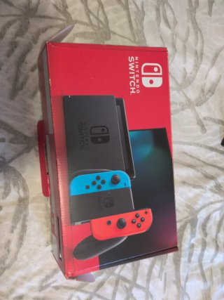 Nintendo Switch Azul y Rojo