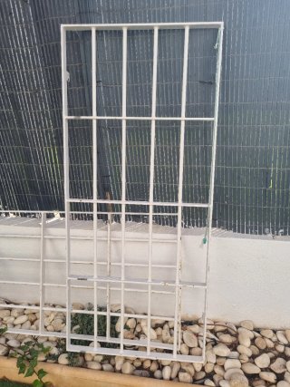 Rejas de hierro robustas para seguridad