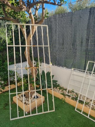 Rejas de hierro robustas para seguridad