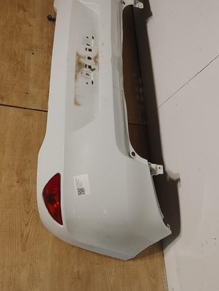 Paragolpes tras renault 8200800136 clio 1.2 6110