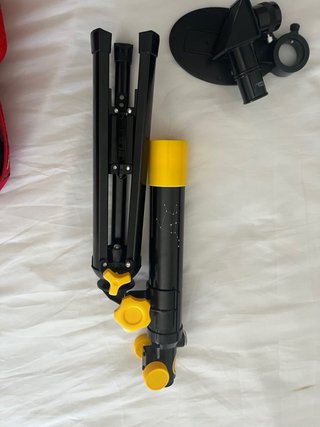 Telescopio infantil con trípode