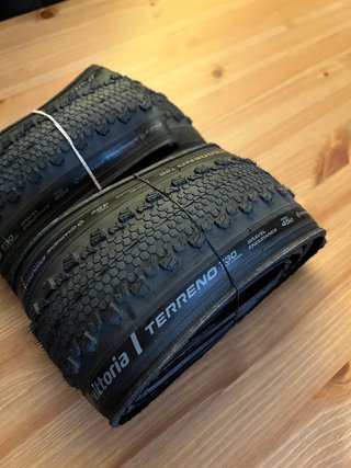 Cubierta Gravel Vittoria Terreno 700x45