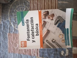 Libros de 2 de FP básica de fabricación y montaje