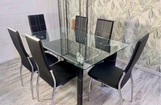 Mesa Comedor Cristal + 6 Sillas Negras