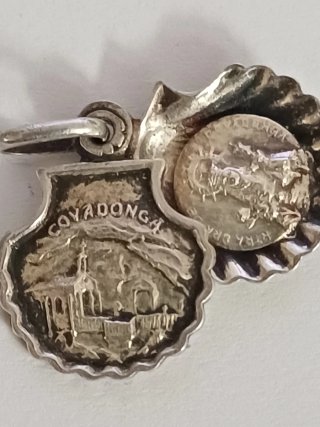 Preciosa Medalla de plata Devocional Covadonga