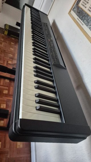 Piano Yamaha P80