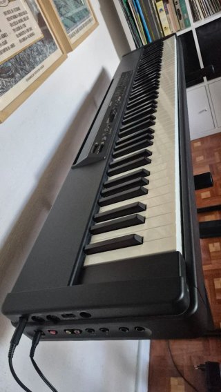 Piano Yamaha P80