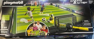 Campo de fútbol Playmobil 71120