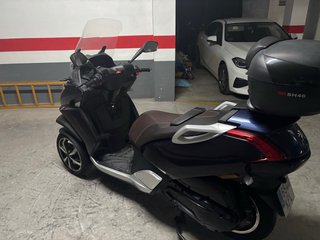 Peugeot Metropolis 400i Scooter Maxi