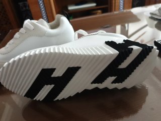 Hermès Bouncing Sneakers Piel Ante Beige Blanco