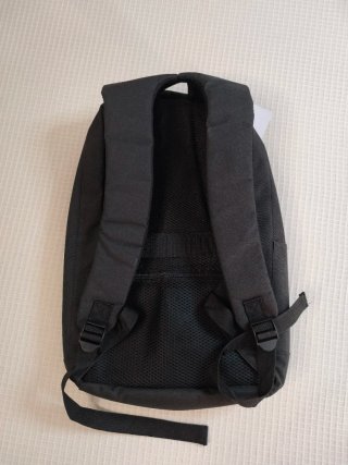 Mochila Antirrobo Portátil 15" Nueva con etiqueta