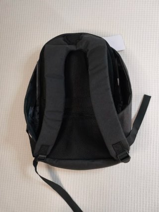 Mochila Antirrobo Portátil 15" Nueva con etiqueta