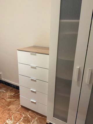 Cómoda Habitdesign Alaya 5 cajones roble y blanco