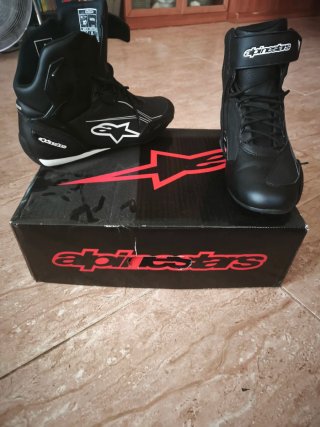Botas de moto Alpinestars sportbike ( talla 43 )