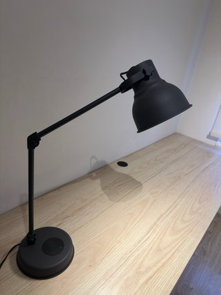 Lámpara de mesa Hektar Negra