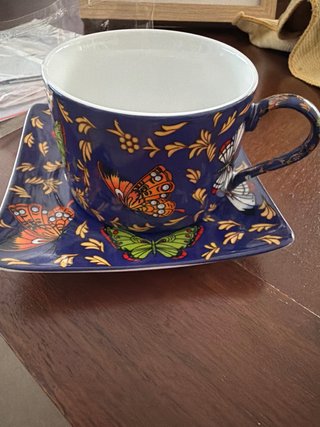 Juego de tazas de porcelana con mariposas