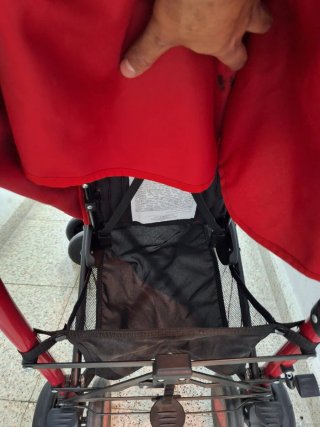 Carro de paseo Chicco rojo