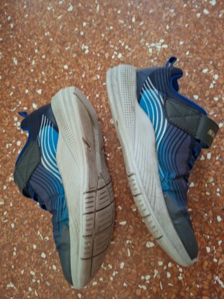 3 paia di Scarpe Skechers Bambino nr. 35