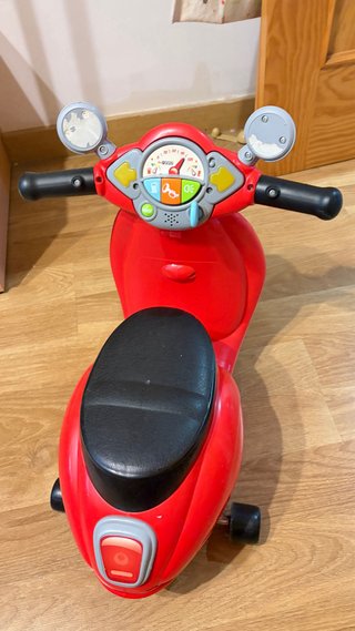 Correpasillos Chicco Vespa Roja