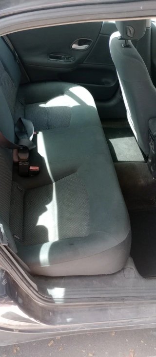 Renault Laguna 2006  PEGATINA B