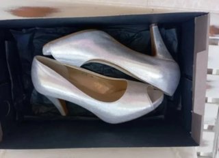 Zapatos plateados tacón talla 39