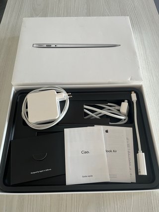 MacBook Air 13 Argento + accessori