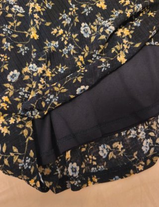 Vestido corto floral manga corta