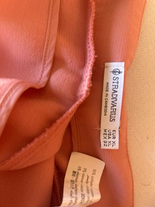 Falda pantalón rosa corta