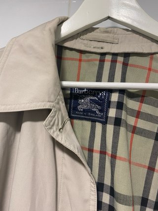 Gabardina Burberry Clásica Beige