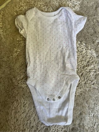 Lote 2 bodies bebé blanco y rosa 12-18m