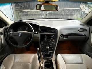 Volvo S60 d5 163cv etiqueta b amarilla