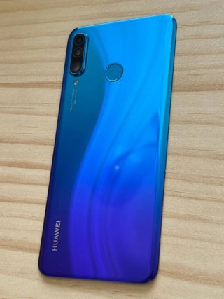 Tapa trasera Huawei P30 lite azul degradado