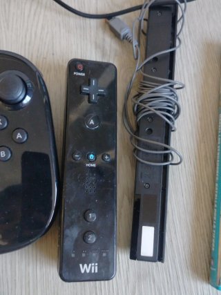 Nintendo Wii U Nera Completa + Gioco