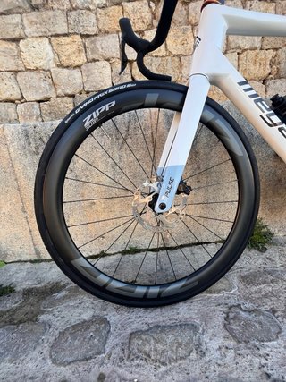Megamo Pulse Elite 15 2025 Shimano 105 Di2