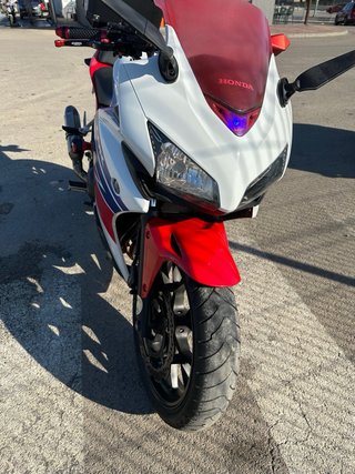 Honda CBR500R 2015 Roja y Blanca