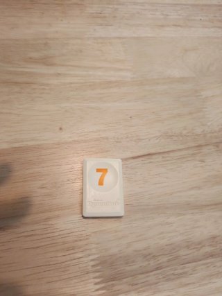Ficha Rummikub 7 Amarillo