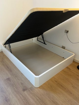 Cama canapé abatible 140x190, agrietada, recoger