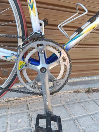 Bicicleta Clásica Vintage Azul y Blanca