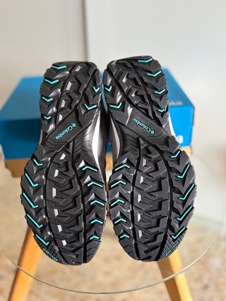 Zapatillas Columbia Grises y Turquesa