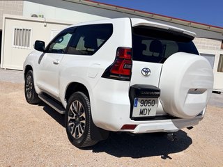 Toyota Land Cruiser 150 2023