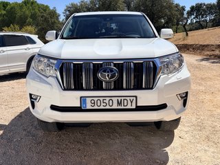 Toyota Land Cruiser 150 2023