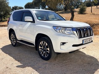 Toyota Land Cruiser 150 2023