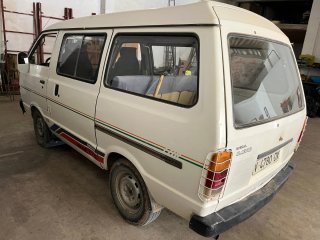 Nissan Vanette 1992