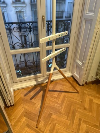 Soporte TV Trípode