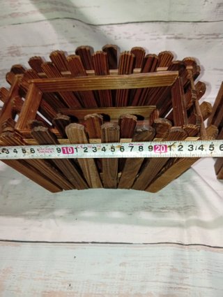 Cestas de madera decorativas