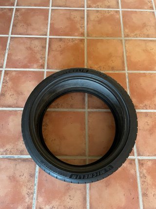 Michelin Pilot Sport 4S