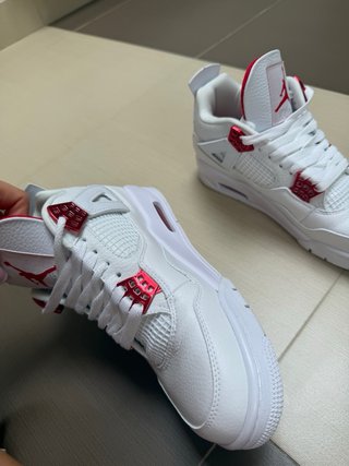 Air Jordan 4 Retro Metallic Red